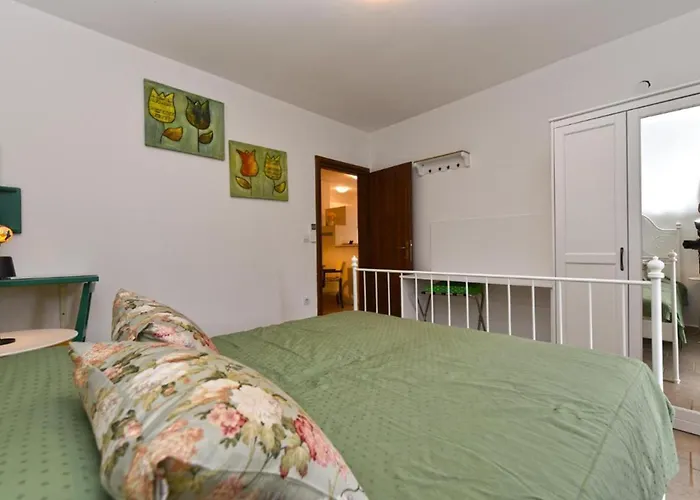 Stylish Flat With Pool Access And Fully Equipped Spaces 아파트 *